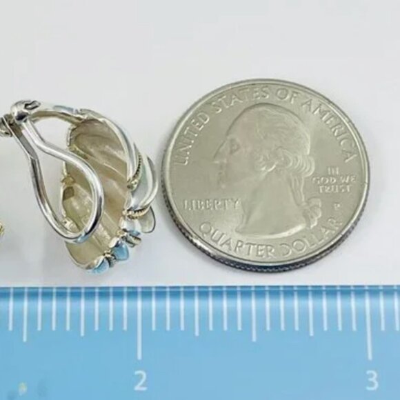 1 Single Tiffany Shell Dome Earring in Silver and Yellow Gold Twist - Picture 7 of 7